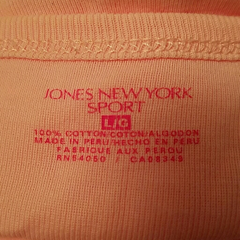 Jones NY pink ribbon shirt - Picture 6 of 6